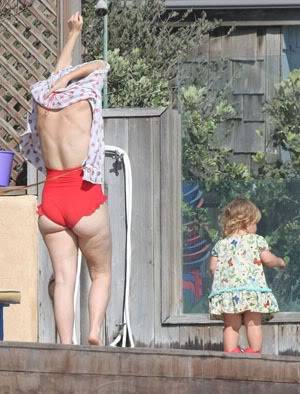 Helena Bonham Carter enjoys Malibu Beach in a swimsuit Fp_3447418_carter_burton_sam_082209