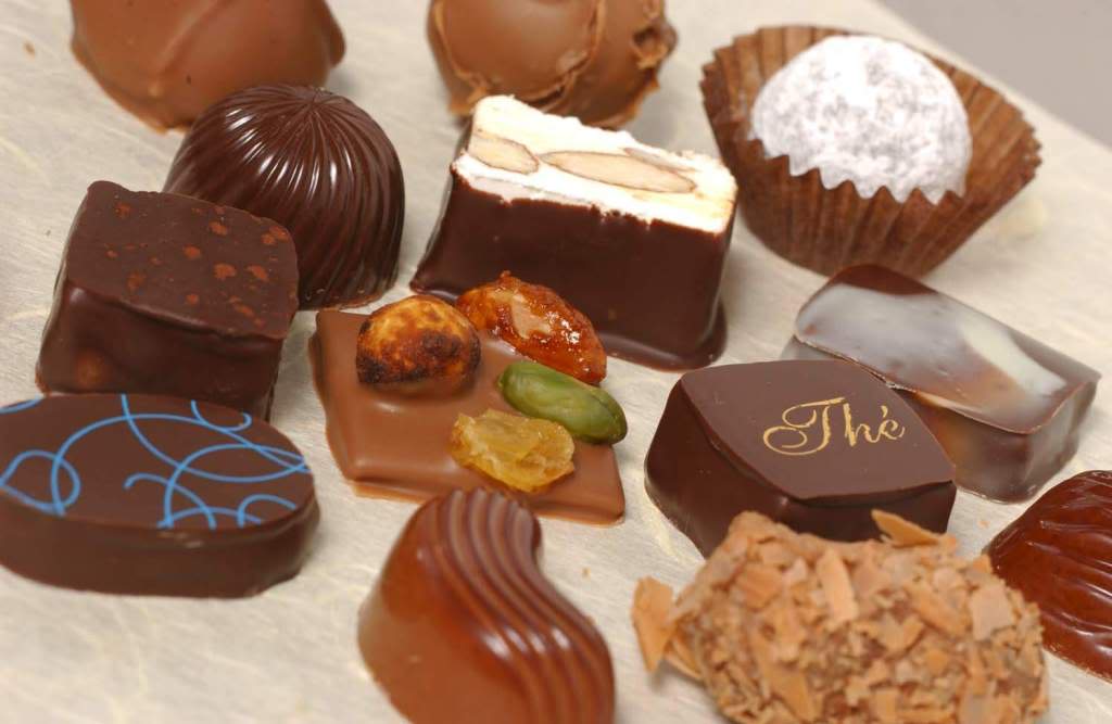 . .      . . Pralines_Chocolates