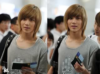 [Pics] 100902 SHINee @ Incheon Airport - Part 2 692e2a37g8f460f07185b69