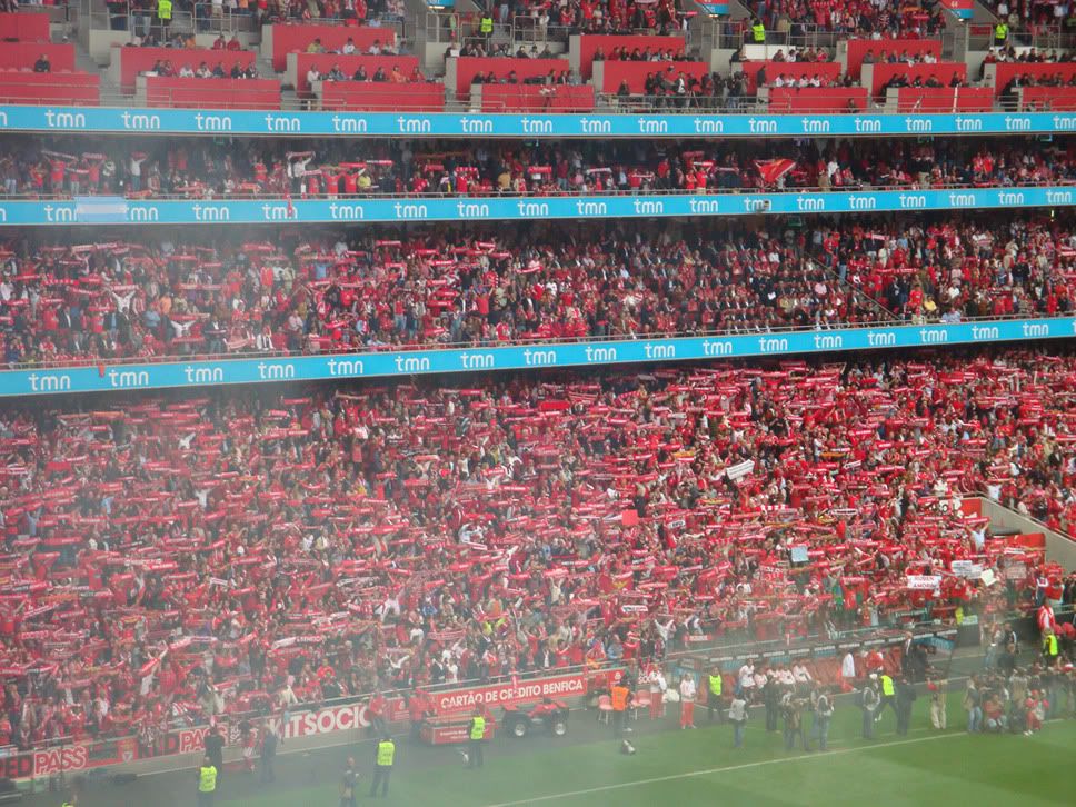 Fotos e Videos dos Festejos do 32º Titulo do SL BENFICA 2-10