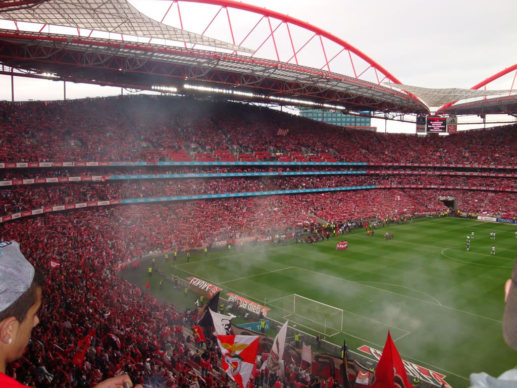 Fotos e Videos dos Festejos do 32º Titulo do SL BENFICA 3-3