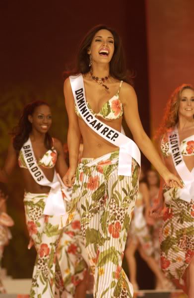 amelia -  MISS UNIVERSE 2003 OFFICIAL THREAD - Amelia Vega (Dominican Republic) Ao