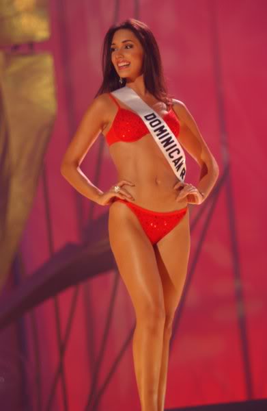 amelia -  MISS UNIVERSE 2003 OFFICIAL THREAD - Amelia Vega (Dominican Republic) Cb