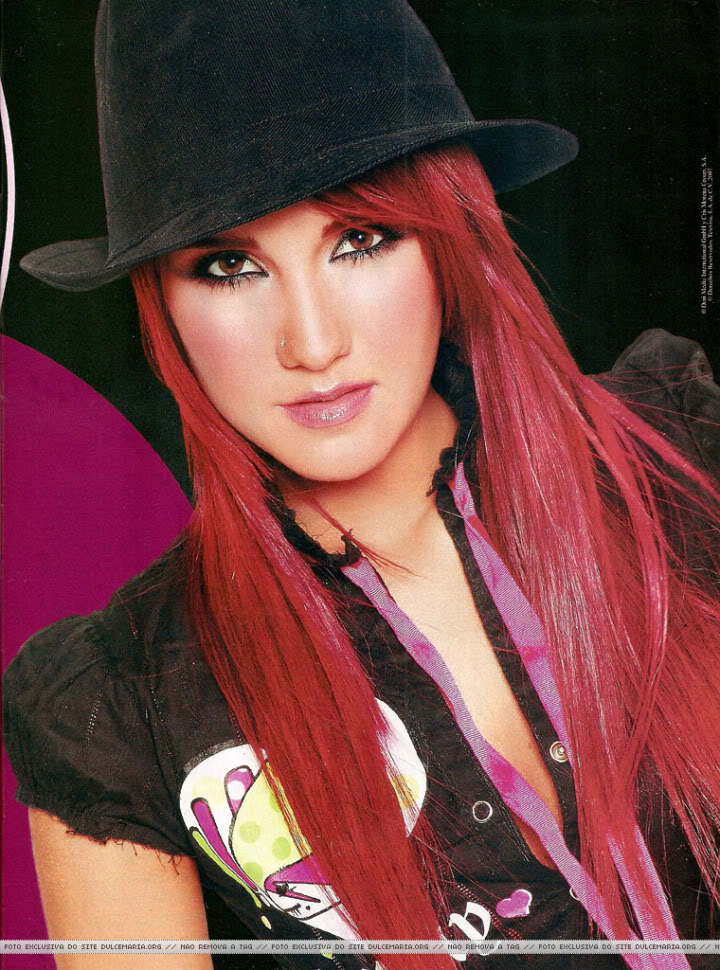 Dulce Maria slike - Page 5 Dulce_maria02