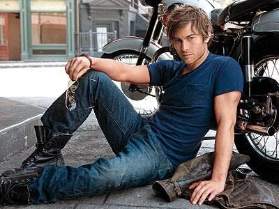 Chace Crawford verses Zack Efron Chase