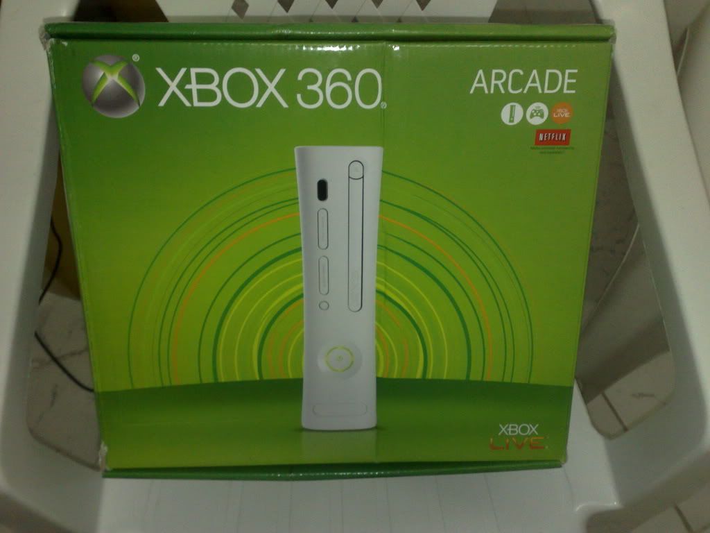 Vendendo XBOX 360 jasper 60GB + 2 joystick wireles 4 meses de uso !!! Xbox34