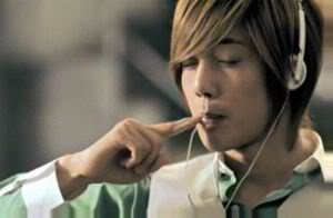 IMAGENES KIM HYUN JOONG 23939123c38cd0d3d6cae202