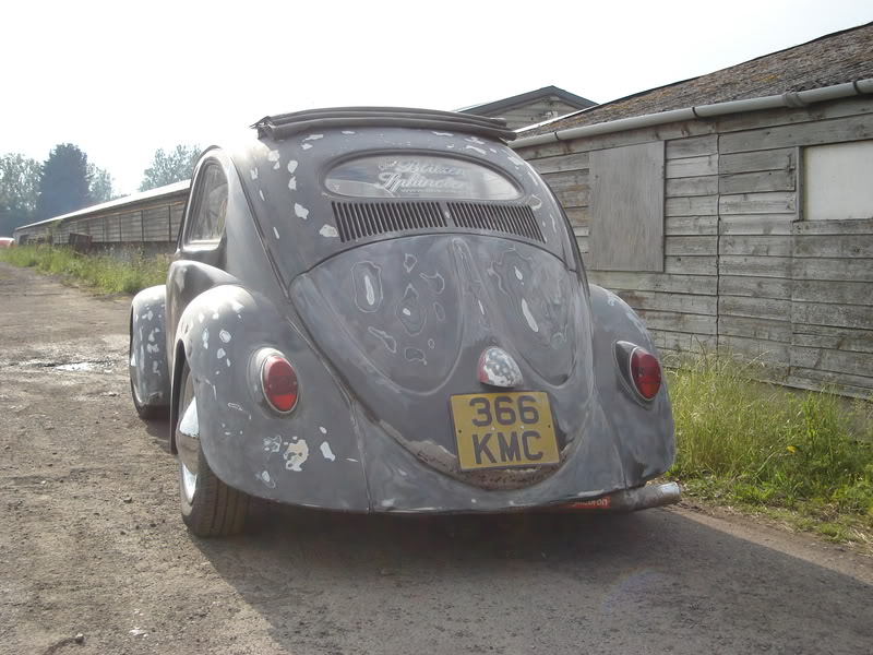 'Beryl' The 1957 RHD Ragtop Oval with suicide doors! - Page 6 HugoandBeryl019