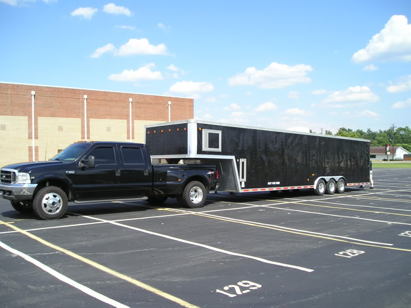 1999 Model 40’ Enclosed Gooseneck Trailer TruckandTrailerP1010003