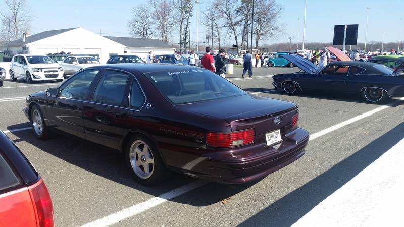 Englishtown NJ Swap Meet Cars 20150418_094928_zpsggg7k3ao