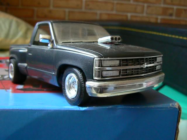 90` Chevy pickup Models044