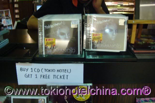 01.05.10- Tokio Hotel en Malasia [Actualizado] - Pgina 7 Thcn4