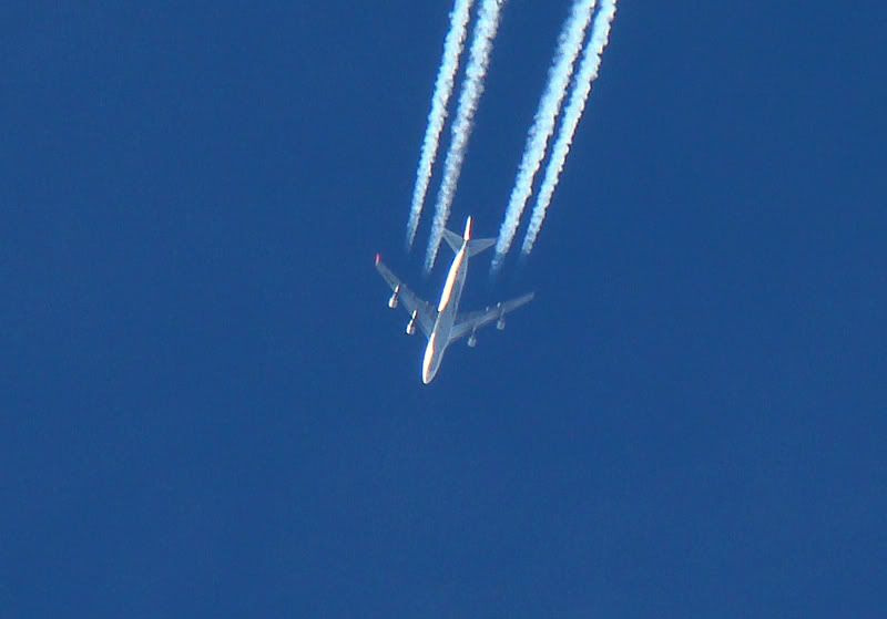 Contrails la Alba Iulia si imprejurimi DSC08652