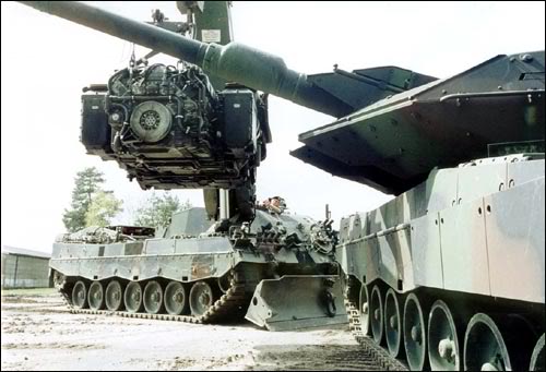 LEOPARD 2 Main battle tank germany 14-5