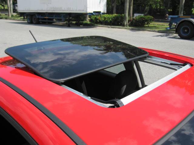 Yippee...collected my Koup liao! - Page 4 Koup_sunroof