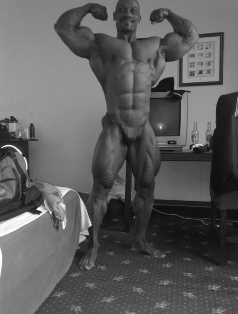 Sami Al Haddad avant les Championnats du Monde IFBB 2009 87589b47