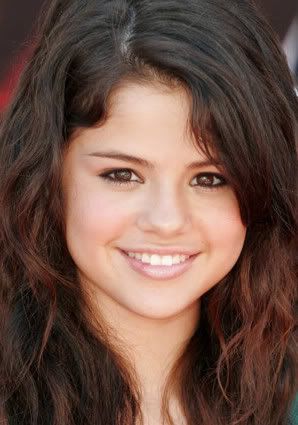 fan SELENA GOMEZ vào đây nào!!!! :X - Page 5 SelenaGomez-DBE-004086