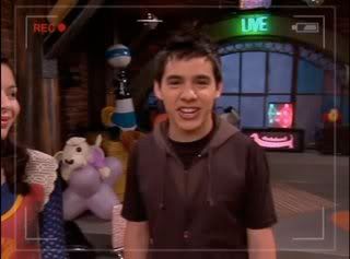 David on iCarly - vid Captures - Page 2 Carsc2