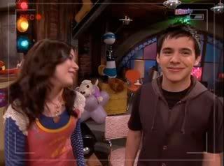David on iCarly - vid Captures - Page 2 Carsc7