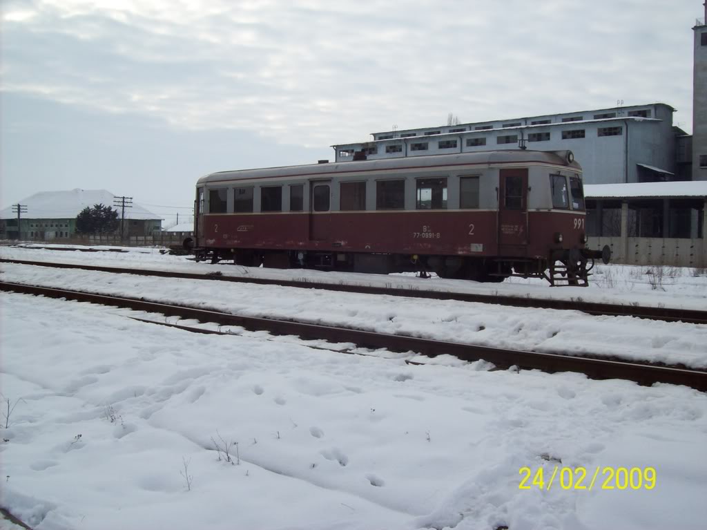 Locomotiva,automotorul,vagonul preferat 100_0795