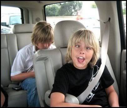 Sprouse Bros's pictures!! - Page 3 20274085a5469402151l-1