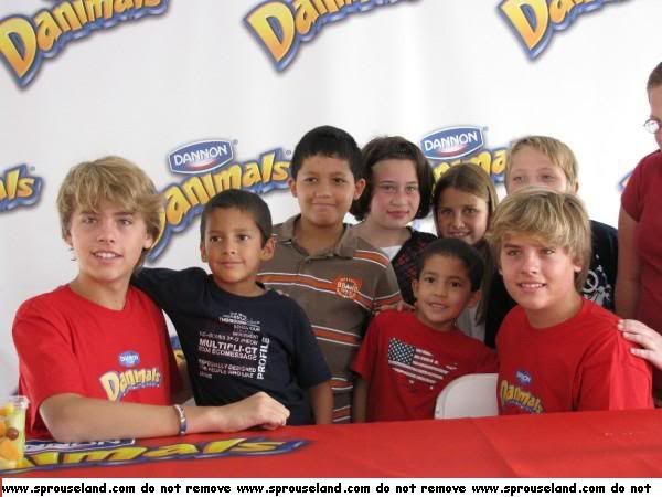 Sprouse Bros's pictures!! - Page 5 Danimalarkansas2