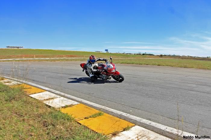 Mais um treino no Autódromo de Goiânia-Fotos 25-05-09 - Página 2 IMG_1390