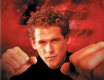 Petit topic pour les filles.... Dudikoff_199204m