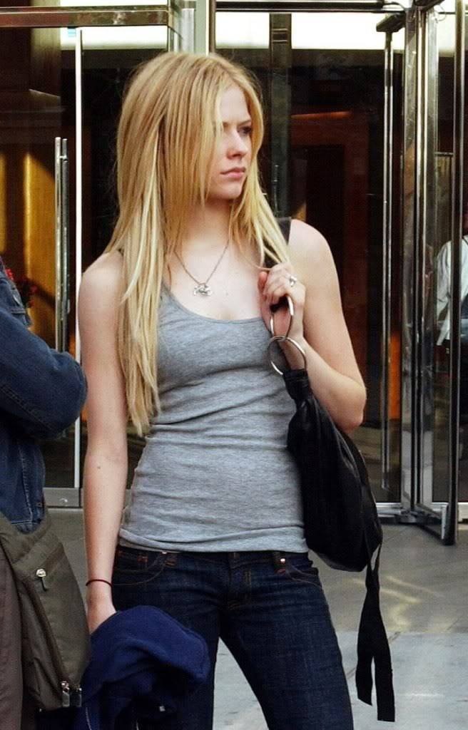 new AvRIl LaViGnE photo AvrilLavigne0113