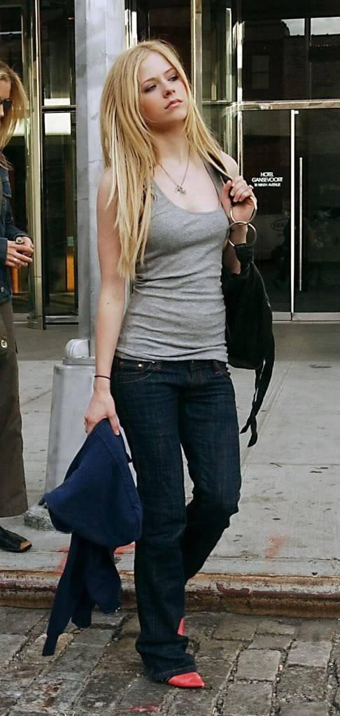 new AvRIl LaViGnE photo AvrilLavigne0116