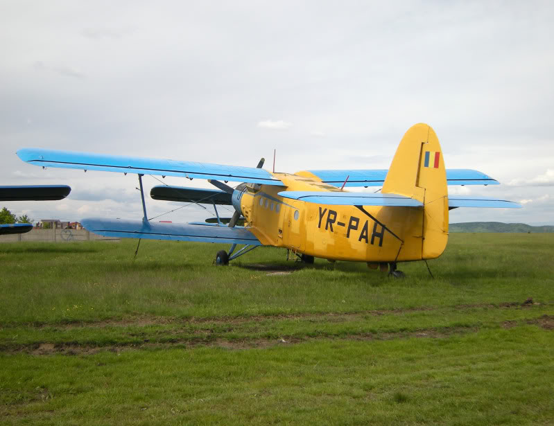 Pitesti - Aerodromul Geamana / Aeroclubul Henri Coanda (LRPT) DSCN0005