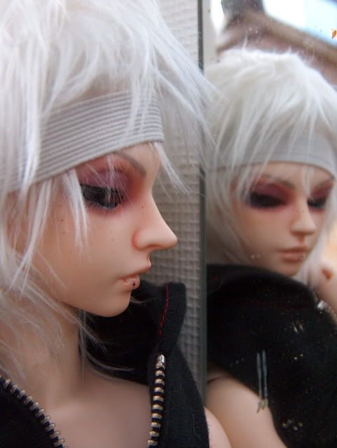 Is that me? (Toshii ~ Lu-Wen Dreaming Vampire) HPIM1087