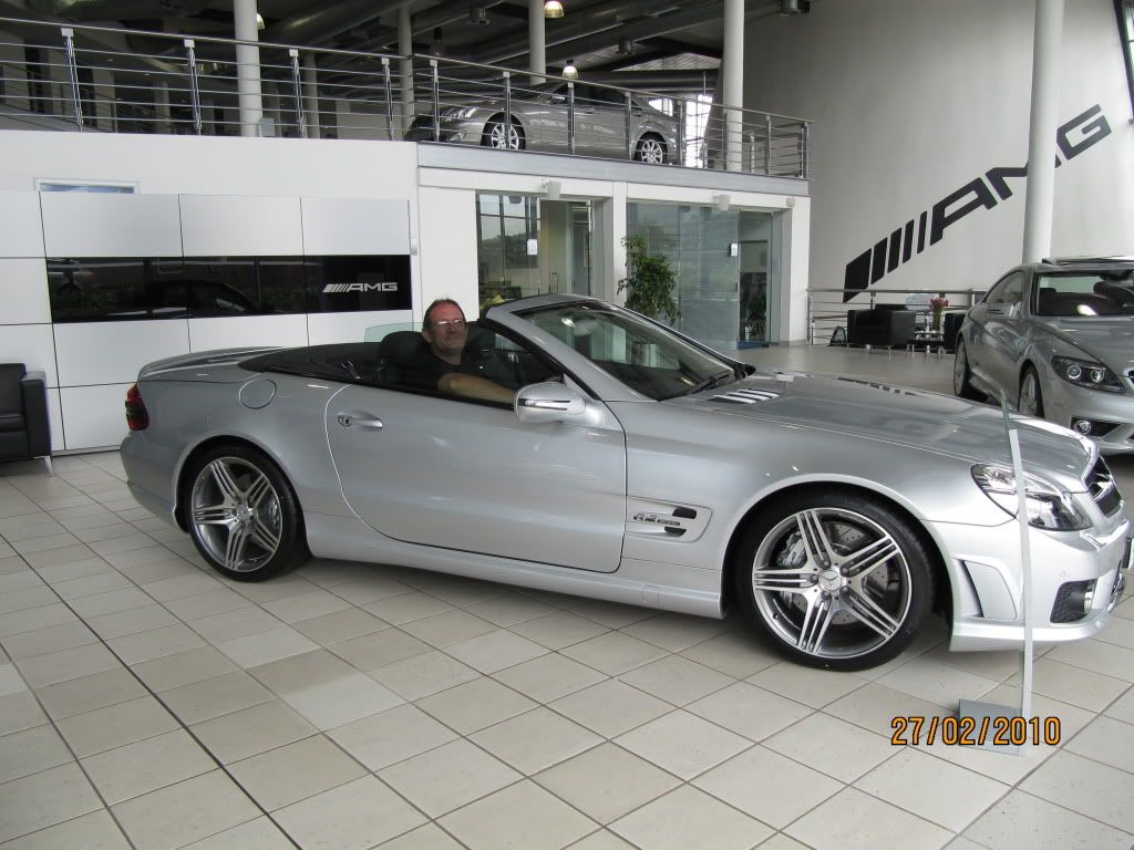 Brian Capper @ Mercedes Benz LifeStyle Centre! - Page 2 IMG_1027