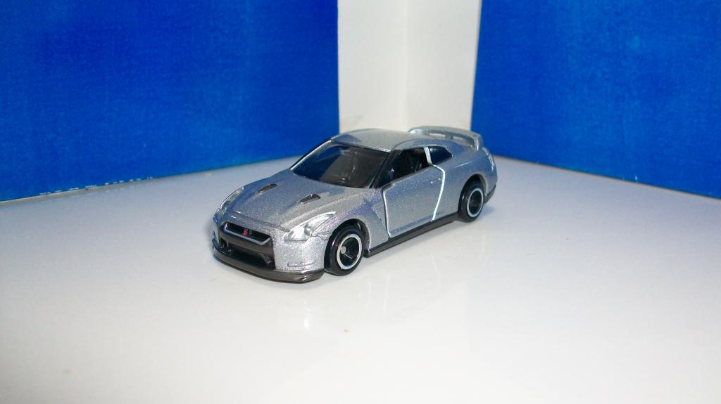 TOMICA tox164 - Página 6 100_7084_zpsc12e4cd3