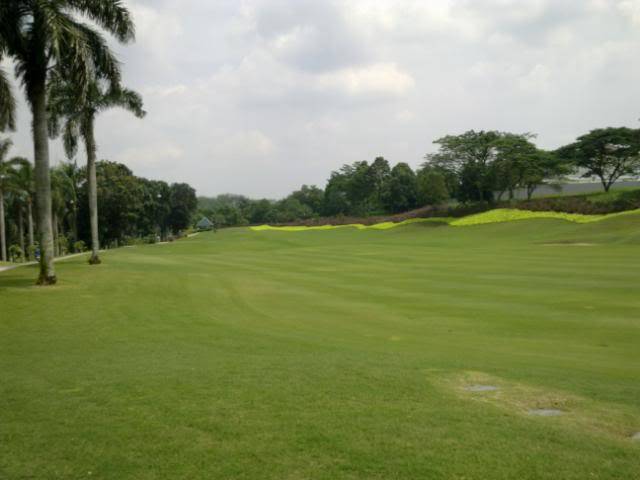 Golf in Jakarta, Indonesia (Warning - Pix intensive) 24092010149