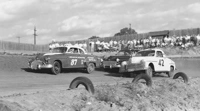 LE NASCAR, EN CHIFFRES ET EN LETTRES... - Page 3 1950-nascar-B_Baker-87_Lee-Petty_Ti