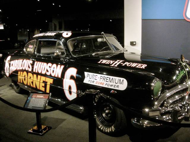 LE NASCAR, EN CHIFFRES ET EN LETTRES... - Page 3 1951HudsonMarshallTeague