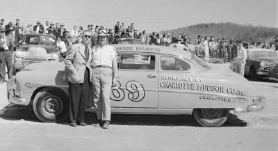 LE NASCAR, EN CHIFFRES ET EN LETTRES... - Page 5 1952BuckBakerColumbiaSpeedway