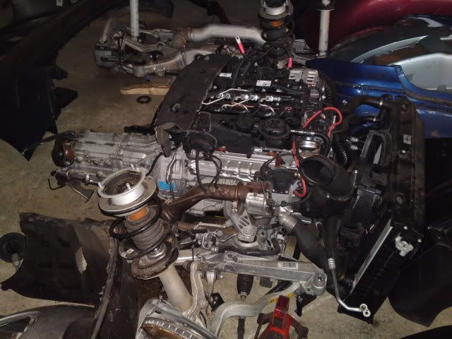 unit full of car parts need to be shifted 23032010509