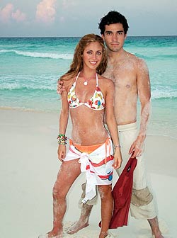 LOS A (Anahi y Poncho) MyM