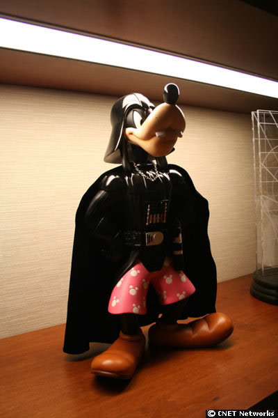 Disney célèbre Star Wars ! Vader-Goofy_400x600