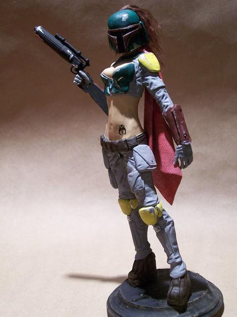 Mandalorian Female statue by David Johnson 100_3624-1