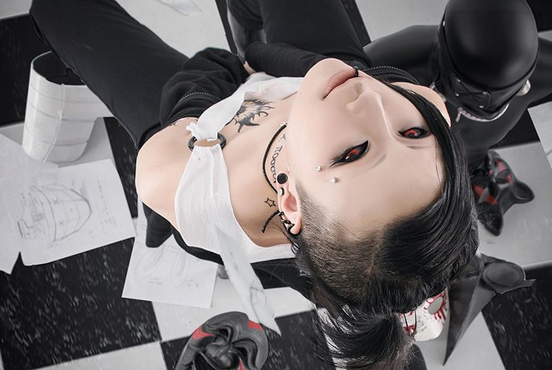 Bones' profile Tokyo_ghoul_cosplay_by_lalaax-d82s92o_1