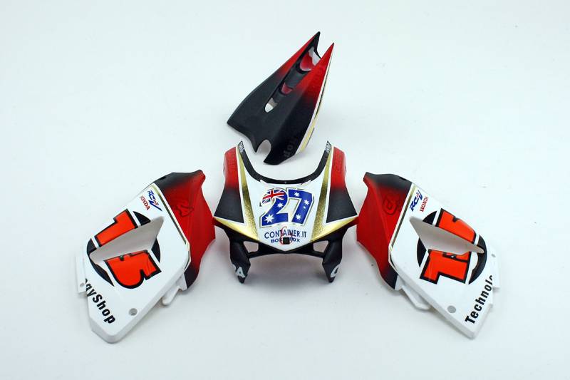 Honda RC211V 2006 Team LCR Tamiya 1/12 - Page 6 1_zpsmuplmxp9