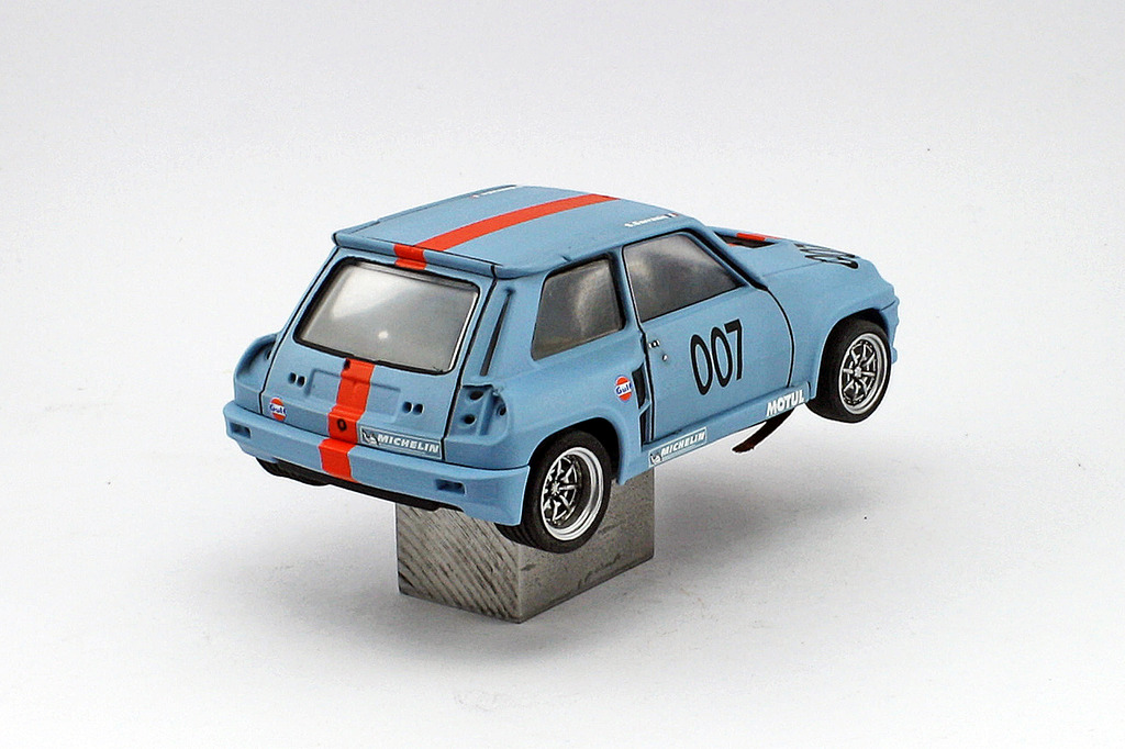 Renault R5 GT Turbo Team Slot 1/32 "Team Gulf" IMG_8393_zpspwoguqio