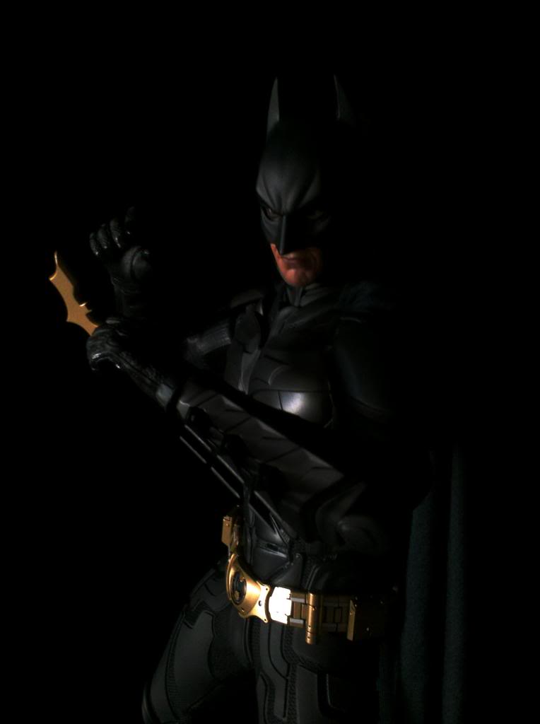 [HOT TOYS] DX12: Batman - The Dark Knight  Batman1