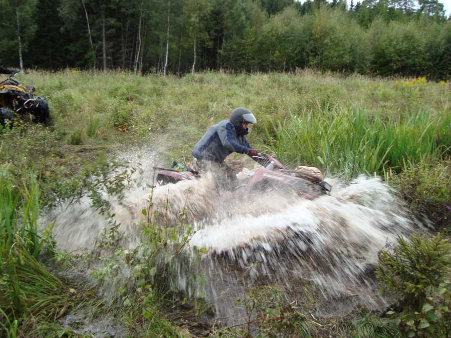 Söndagsåka...... Mudhogs1009_900_93