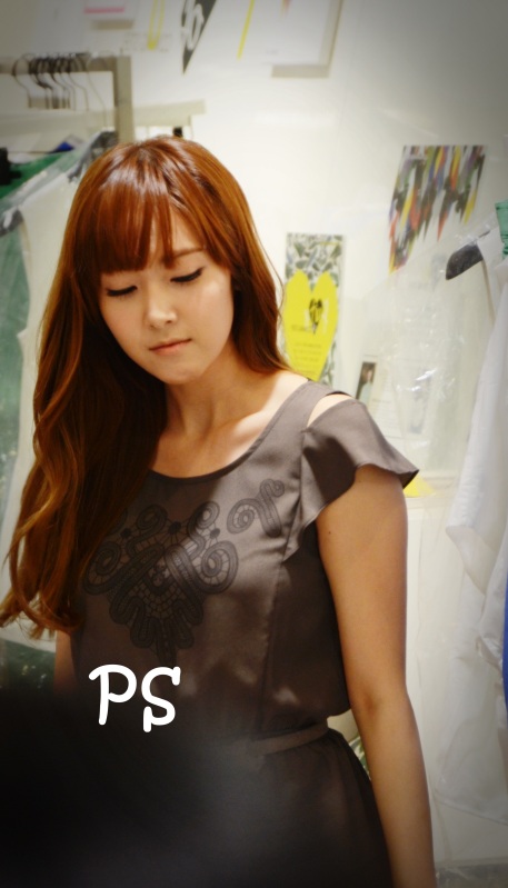 [PIC][15-06-2012]Jessica ghé thăm cửa hàng "COMING STEP" tại Gangnam vào trưa nay - Page 4 DSC_7967