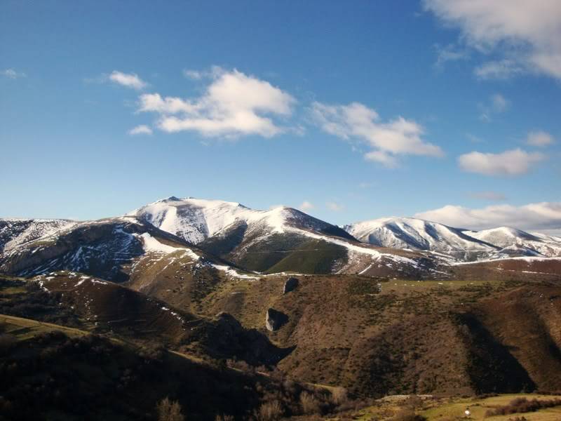 Cabezo del Santo 1.854m. desde el puerto de Canto Hincado CABEZODELSANTO012