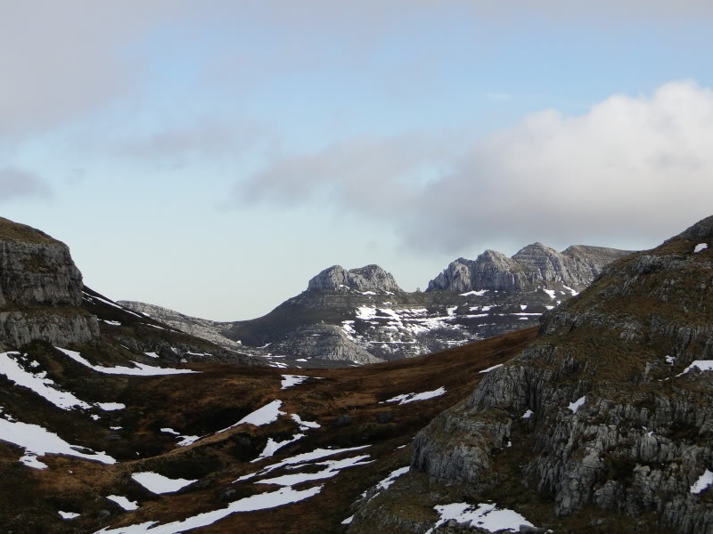 Castro Valnera 1.718m. Peña Negra 1.509m. y Cubada Grande 1.605m. DSC06999